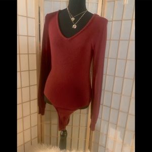 SELF💚E - Wine colored - V neck body suit Top. Sz Lg